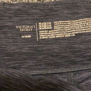 Victoria Secret essential leggings 14